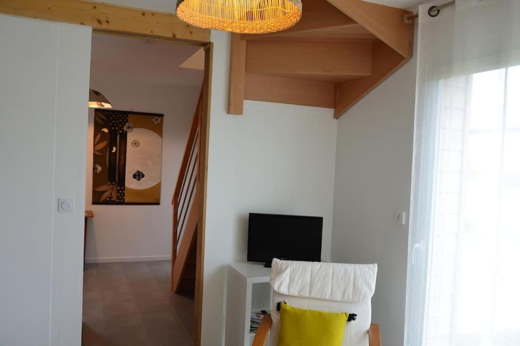 La Maison Des Cordelles Saint-Denis-en-Val Екстериор снимка